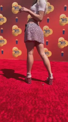 big tits cleavage sydney sweeney clip