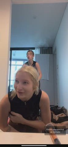 Boobs Nipslip TikTok clip