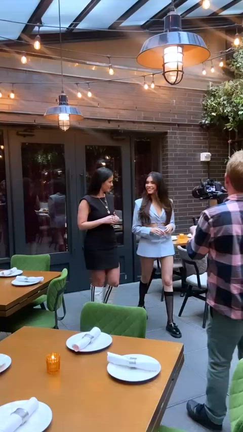 big tits brunette celebrity cleavage fake tits legs madison beer clip