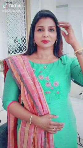 Indian MILF TikTok clip