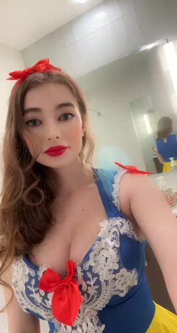 Whoβs the fairest one of all?