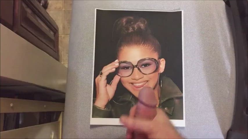 Cumshot Skinny Tribute Zendaya clip