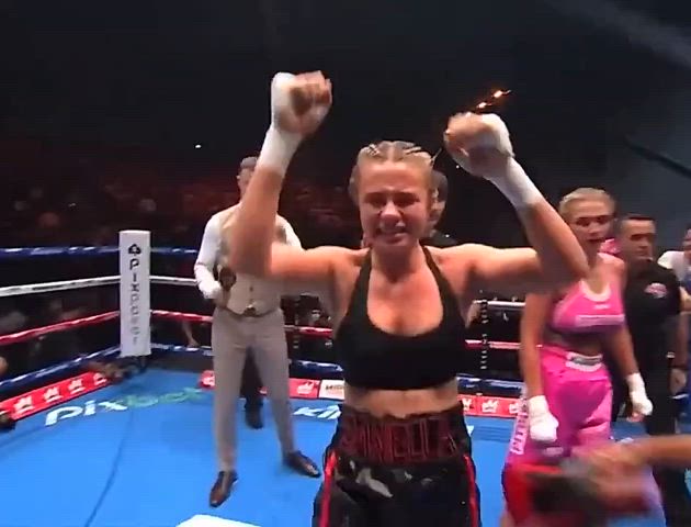 flashing sport topless clip