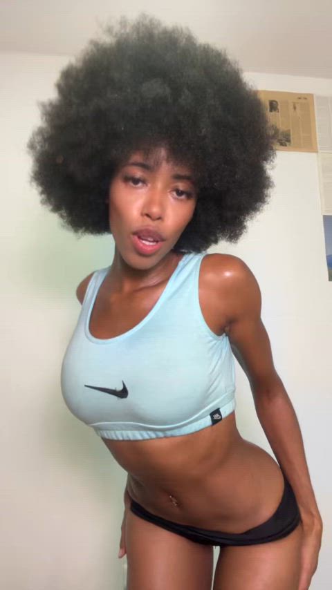 amateur ebony muscles muscular girl onlyfans teen amateur-girls fit-girls clip