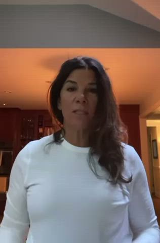 big tits housewife milf mom clip
