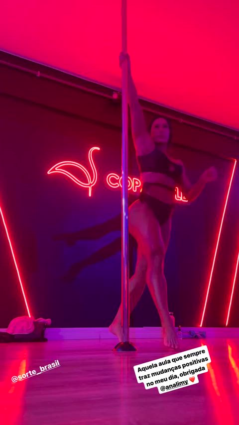 ass big ass big tits brazilian celebrity dancing muscular girl pole dance clip