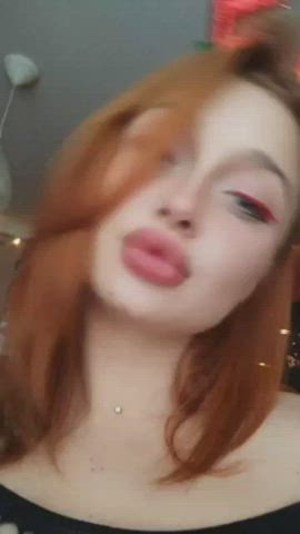 pretty redhead prettyevil clip