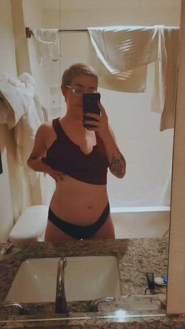 Hotel Mirror Natural Tits clip