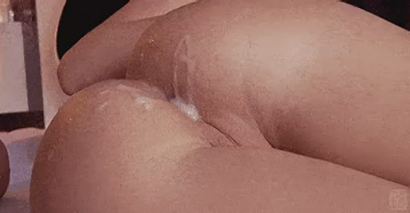 Creampie Cum clip