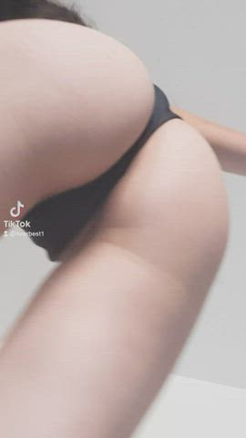 Hot Twerking trend