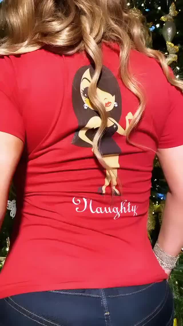 Celebrity Mariah Carey clip