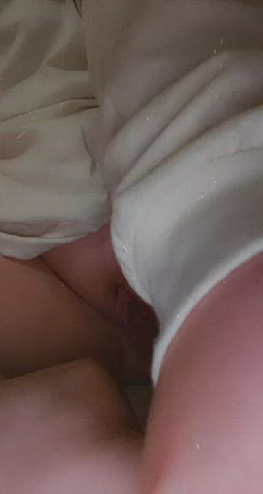 Spreading my sweet lips for you