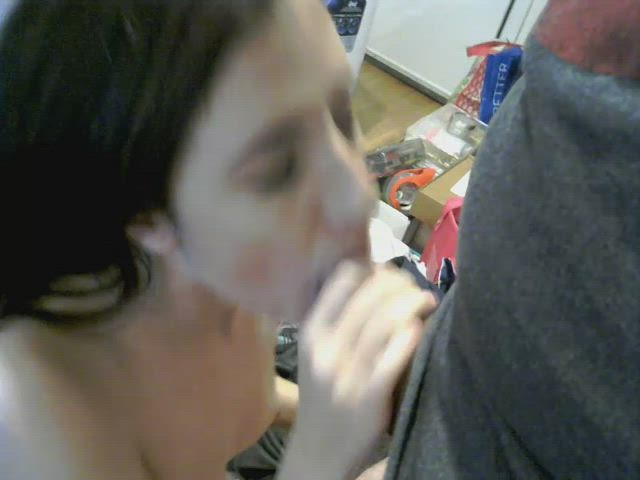Blowjob Swallowing Teen clip