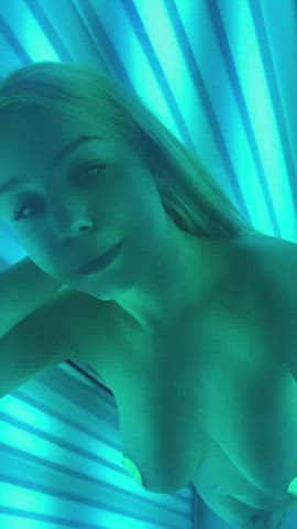 big tits blonde onlyfans clip
