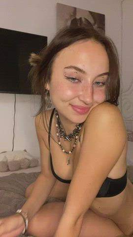 your 18 year old little fuck doll (;