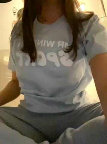 Australian Busty Teen clip