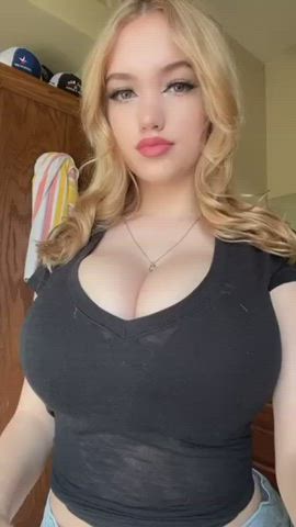 Blonde Huge Tits TikTok clip