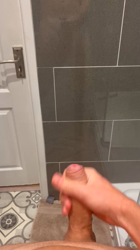 amateur cumshot huge load solo clip