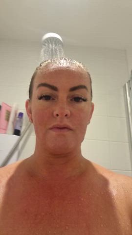 bbw blonde onlyfans shower stripchat thick thighs r/onlypornnsfw clip