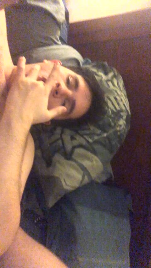 This is how I stretch my hole just by fingering π₯΅