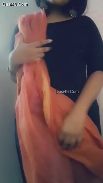 ?Hot ?girl undressing Video
