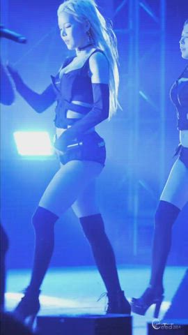 dancing korean tease clip