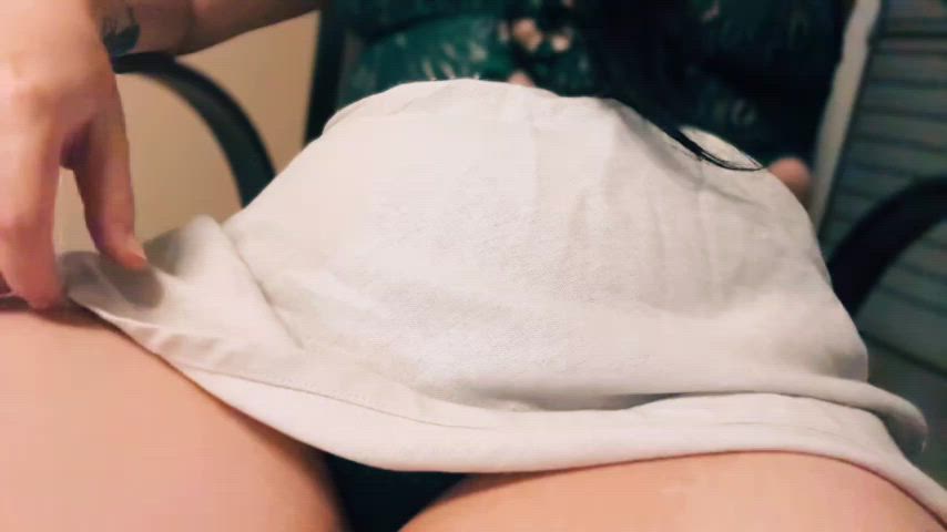 I think my thighs are my favourite feature ๐ฎโ๐จ