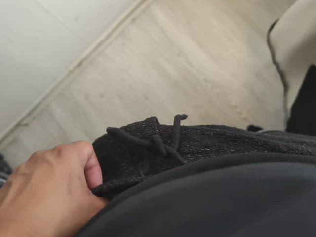 Wie kan me helpen? (M)