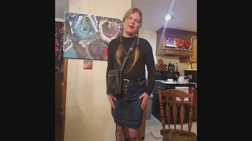 Don't mind me while I bewitch you ;-) <3
