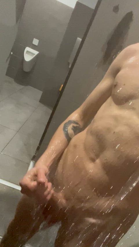 gay gym jerk off locker room public shower twink twunk gay-slut clip
