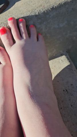 Ticklish pink toes