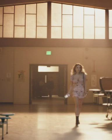 big tits blonde jiggling sydney sweeney clip