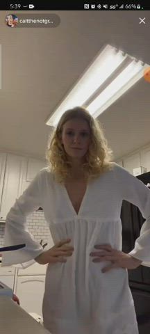 downblouse nipslip tiktok clip
