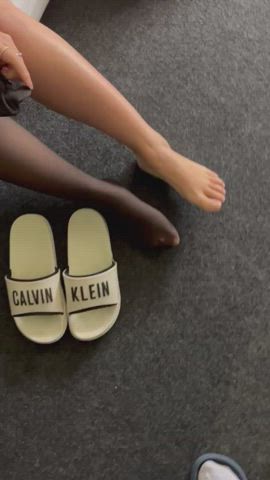 feet foot fetish pantyhose clip