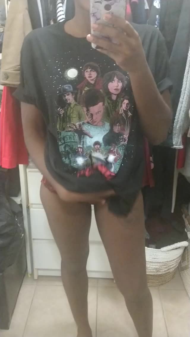 Like my new t-shirt ?