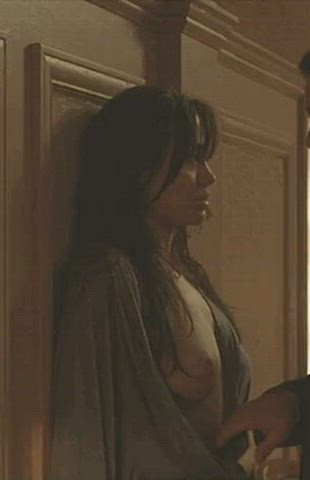 Big Tits Brunette Celebrity clip