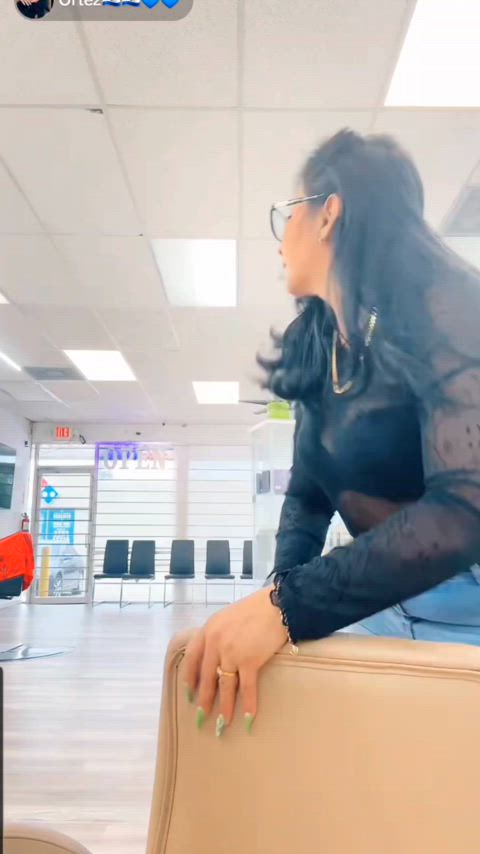 ass jeans latina thick thighs walking clip