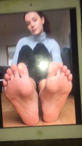 cum on feet cumshot feet fetish clip