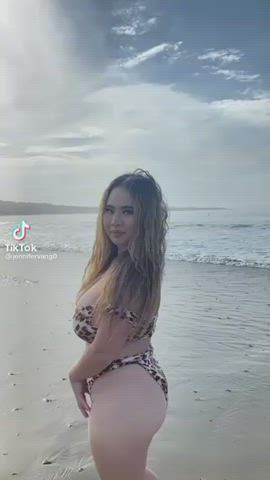 asian ass big tits bikini tiktok clip