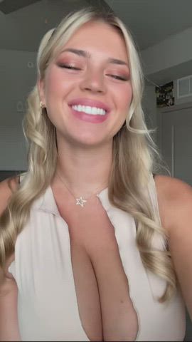 Boobs Bouncing Tits Savannah Bond clip