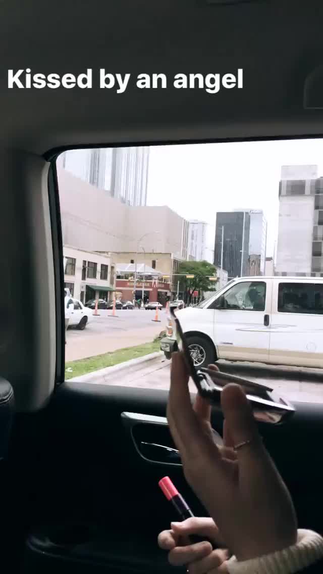 Olivia Holt clip