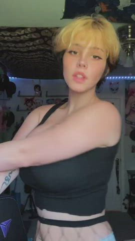 Big Tits Blonde Boobs clip