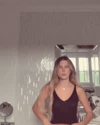 Esperanza Gomez Girls JAV clip
