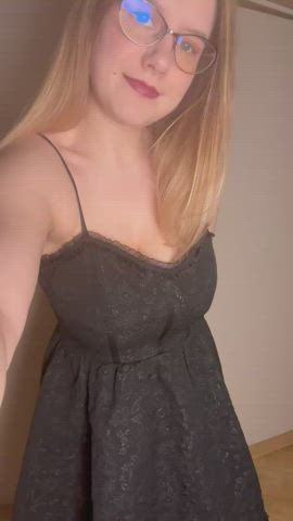 I am really impressed with that dress π€