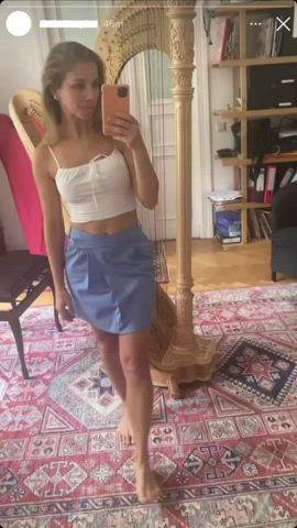 Alena Croft Blonde Body clip