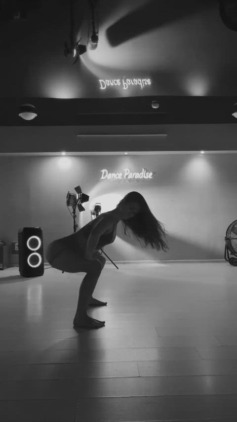Artistic lighting twerk