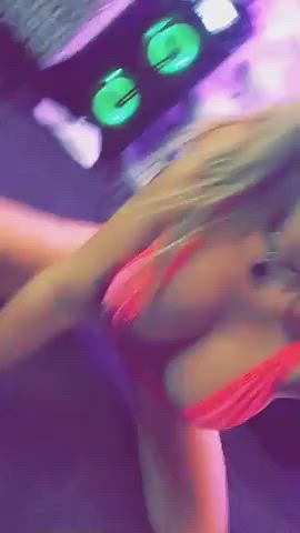 Blonde Solo Tits clip