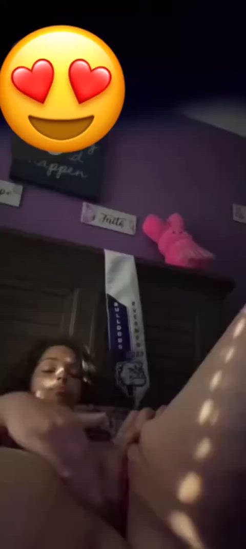Rubbed my pussy until I finished๐ฉ๐ฆ๐ฆ๐