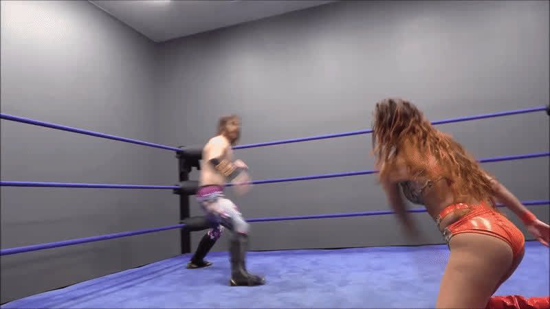 brunette white girl wrestling clip