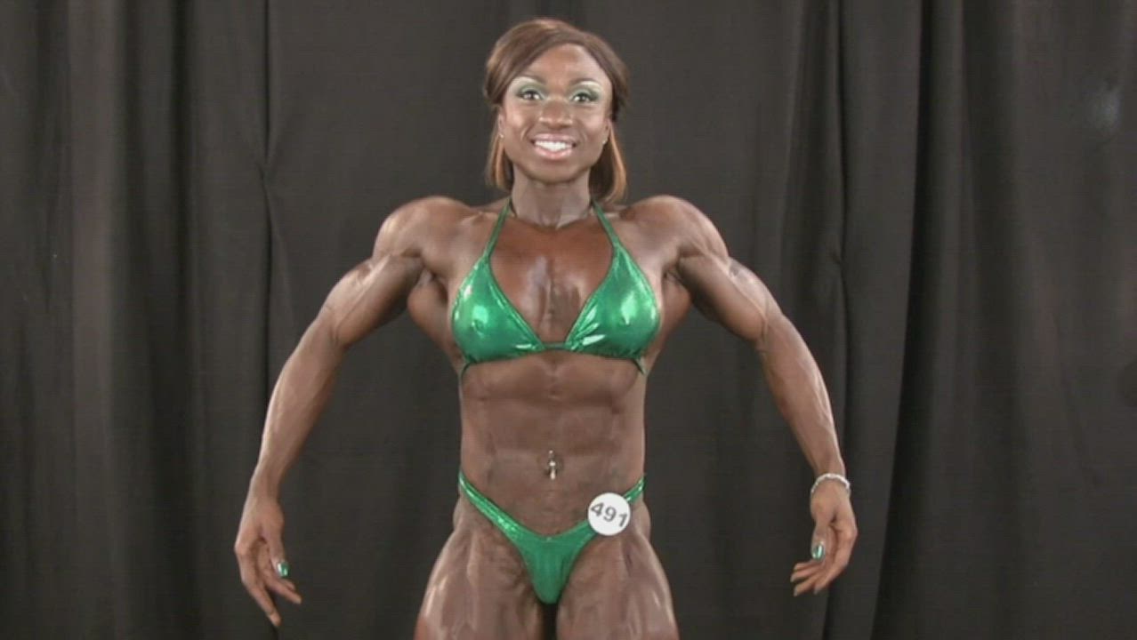 Bodybuilder Fake Boobs Muscular Girl clip
